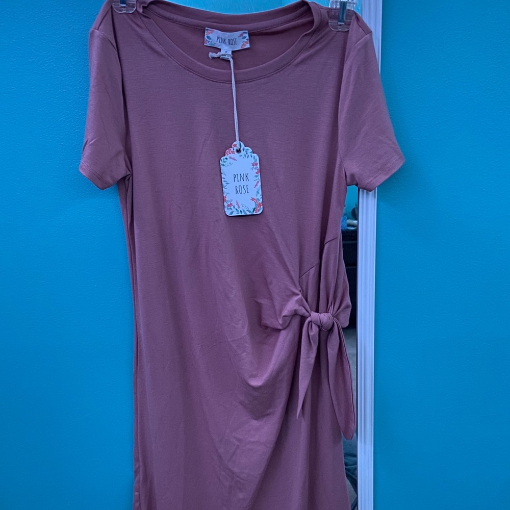 pink t shirt dress
